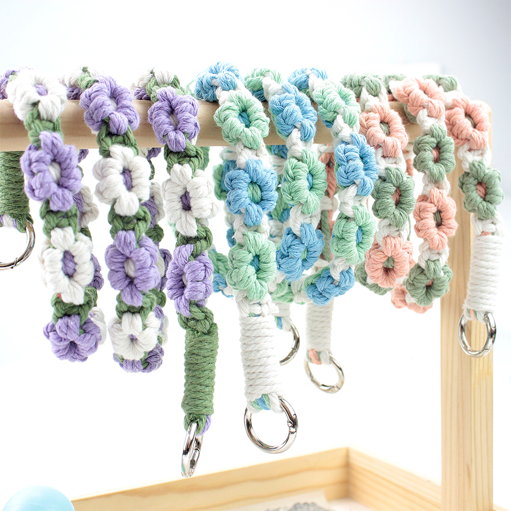 Nordic Pastoral Daisy Woven Ph - Phone Accessories Usa recension och pris