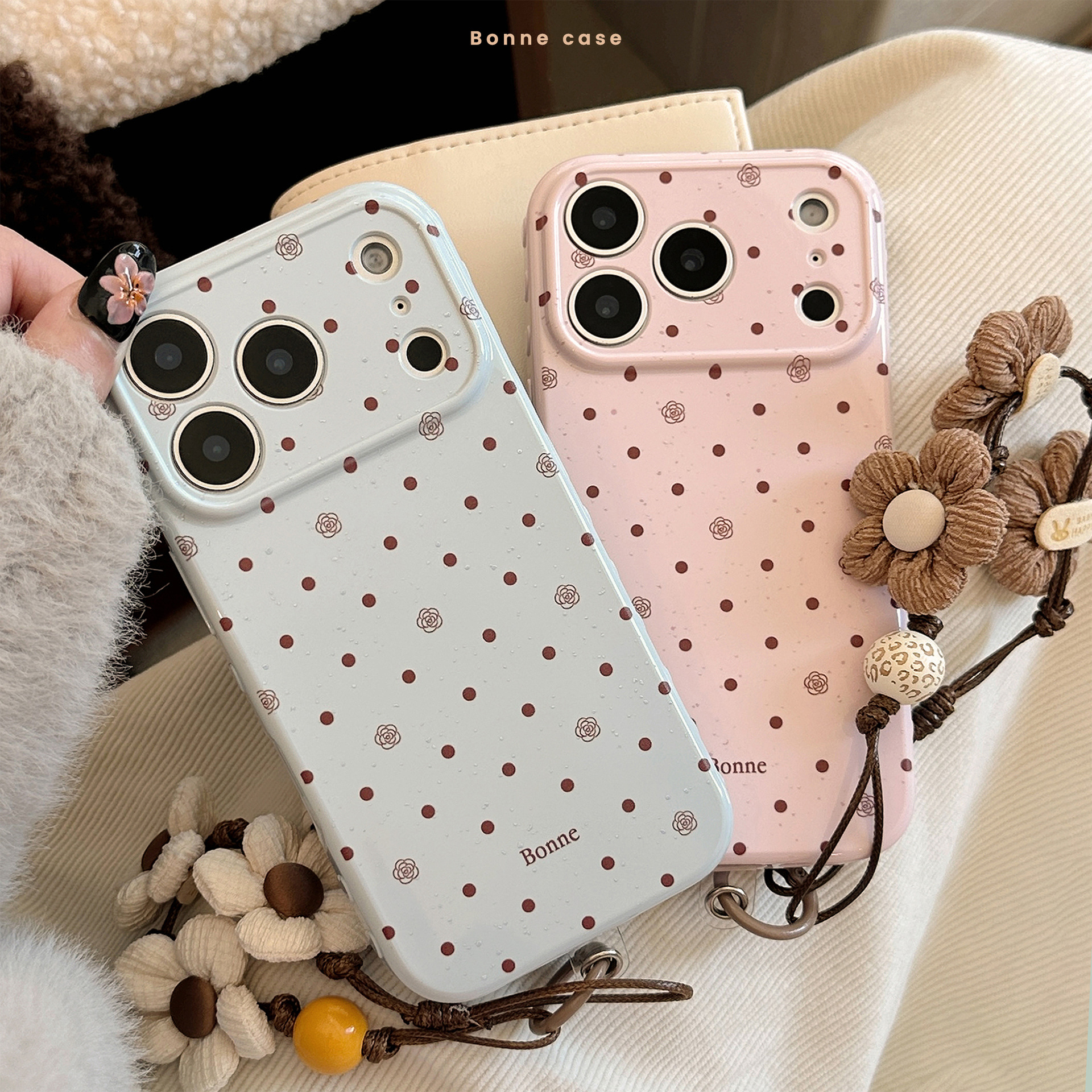 Korean Full Screen Polka Dots  - Phone Accessories Display recension och pris